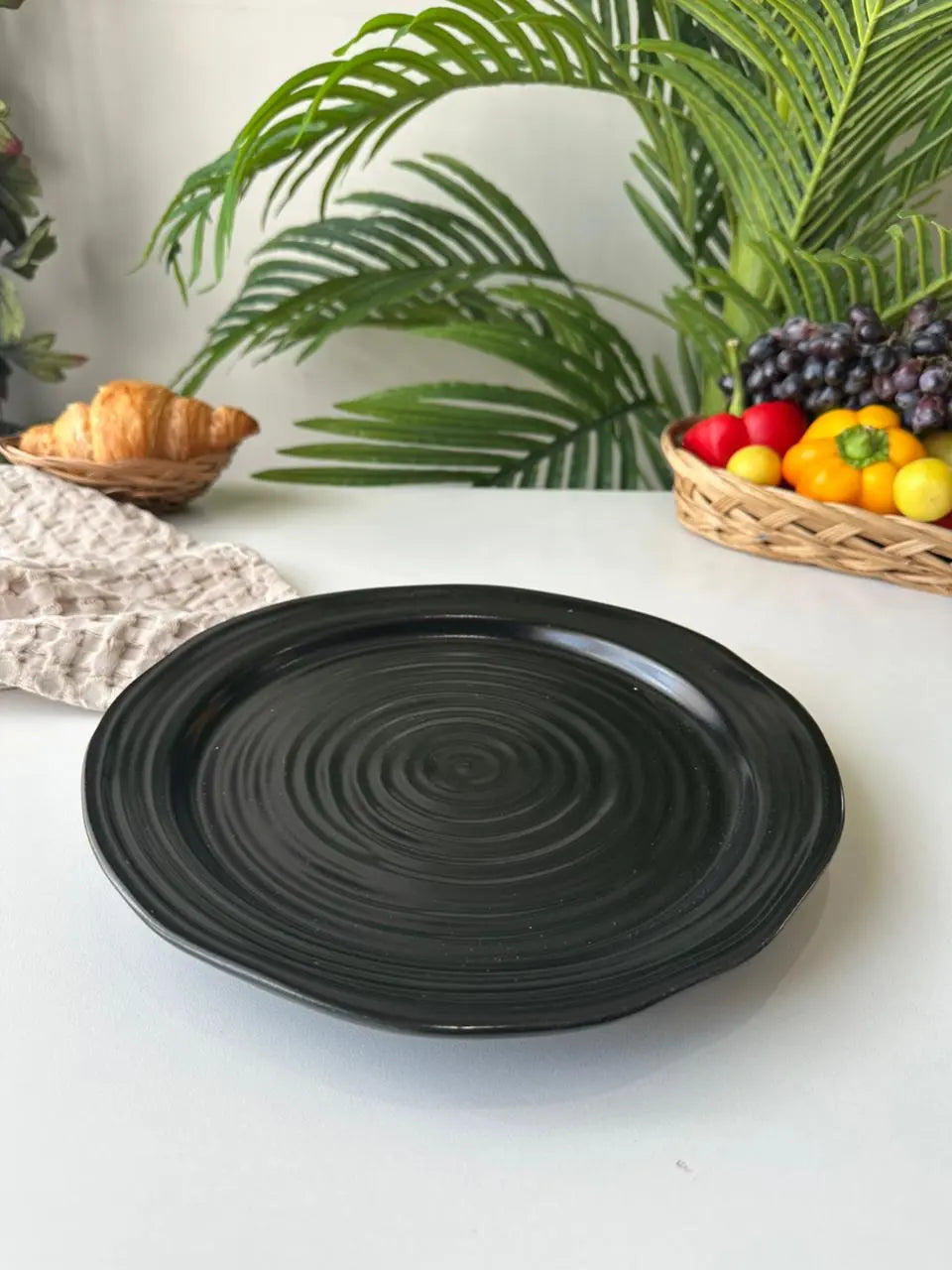 3D Black Spiral Plate - Set of 2 - The Home Palette - 1799.0 - Plate
