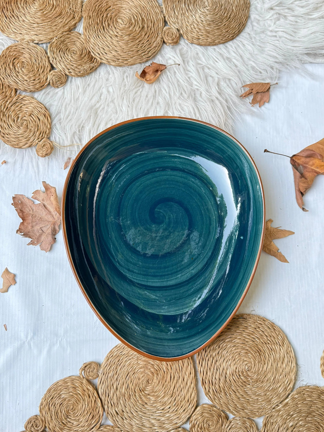 Ova Serving Dish