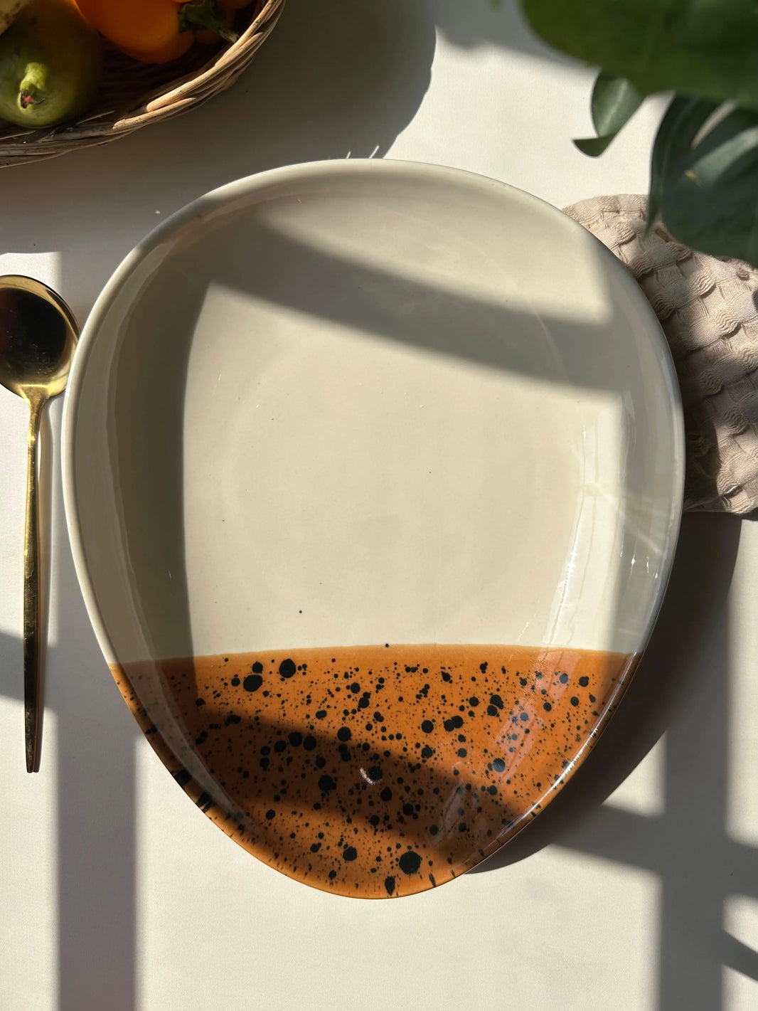 Ova Serving Dish