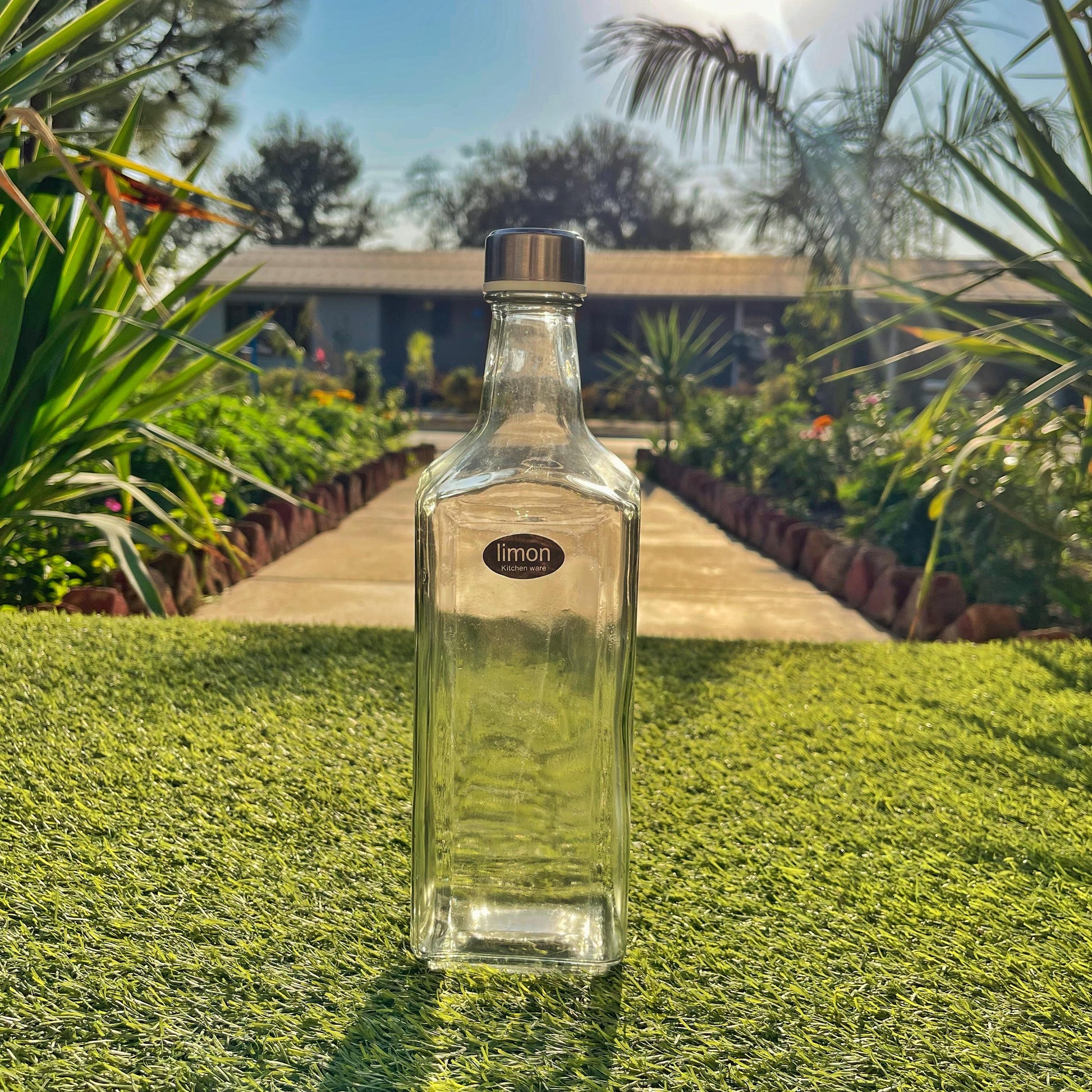 Vintage-Style Glass Bottle (1000 ml) - The Home Palette -  - Bottle