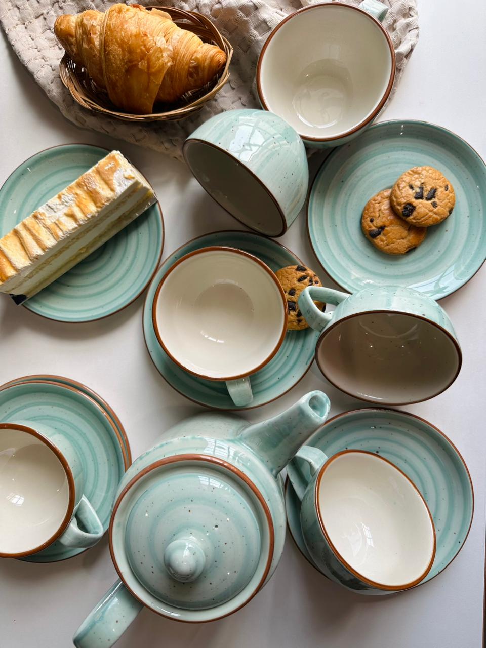 Aqua Breakfast Set - 36 pcs