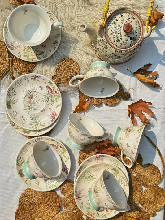 Boho Garden Tea Set – 6 Cups & Saucers + Gift Box