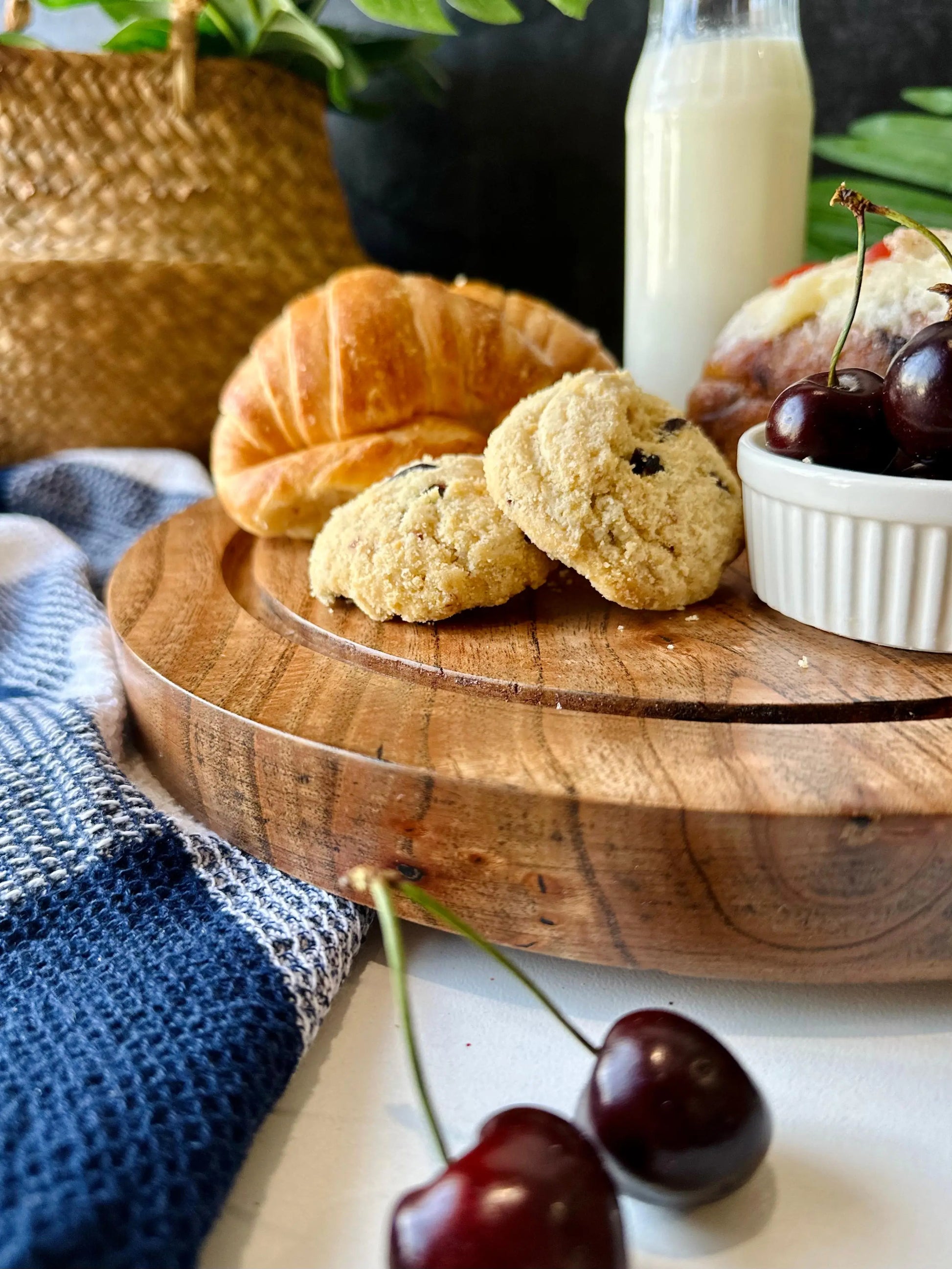 Wooden Handle Platter - The Home Palette -  - Wood Platter